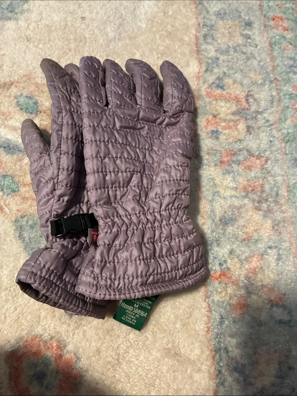 L.L. Bean Woman’s Lilac Mittens with Black Grip Panels